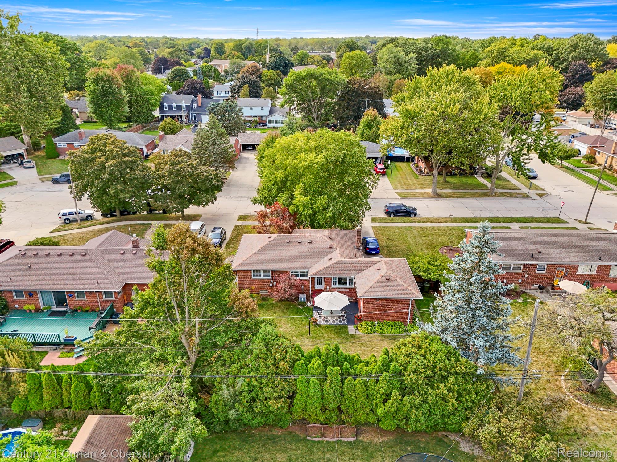 9869 Melbourne Avenue Allen Park City MI 48101