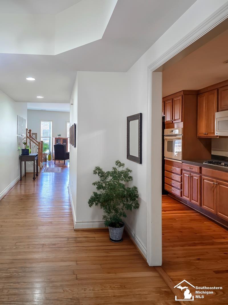 8 E Front Street Monroe City MI 48161