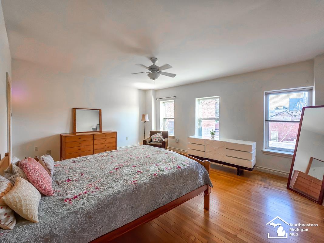 8 E Front Street Monroe City MI 48161