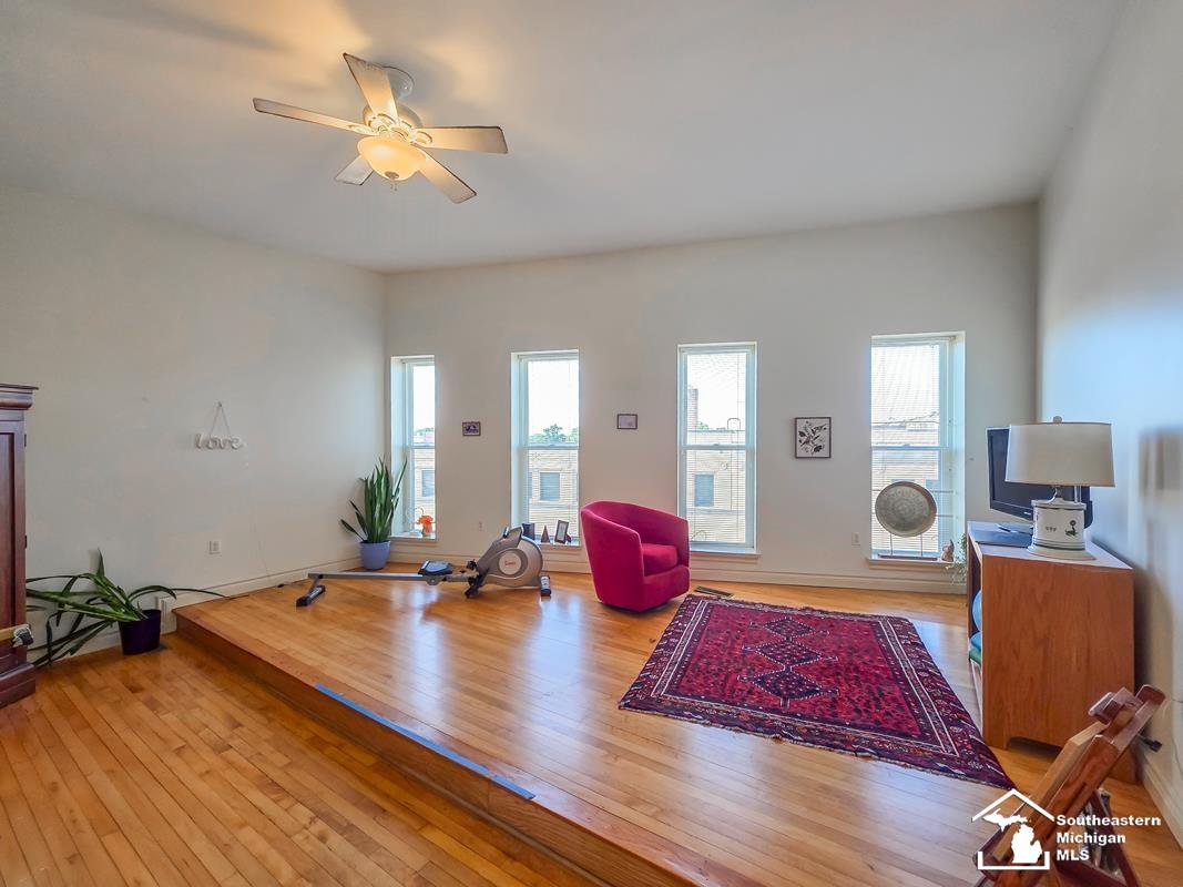 8 E Front Street Monroe City MI 48161