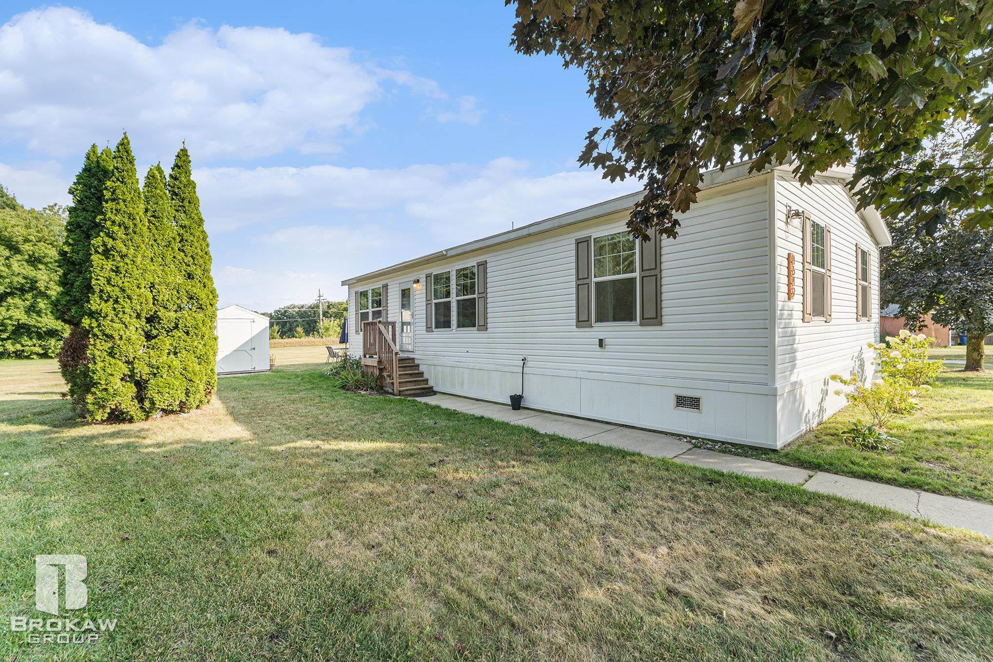 4649 Butternut Street Independence Charter Township MI 48348