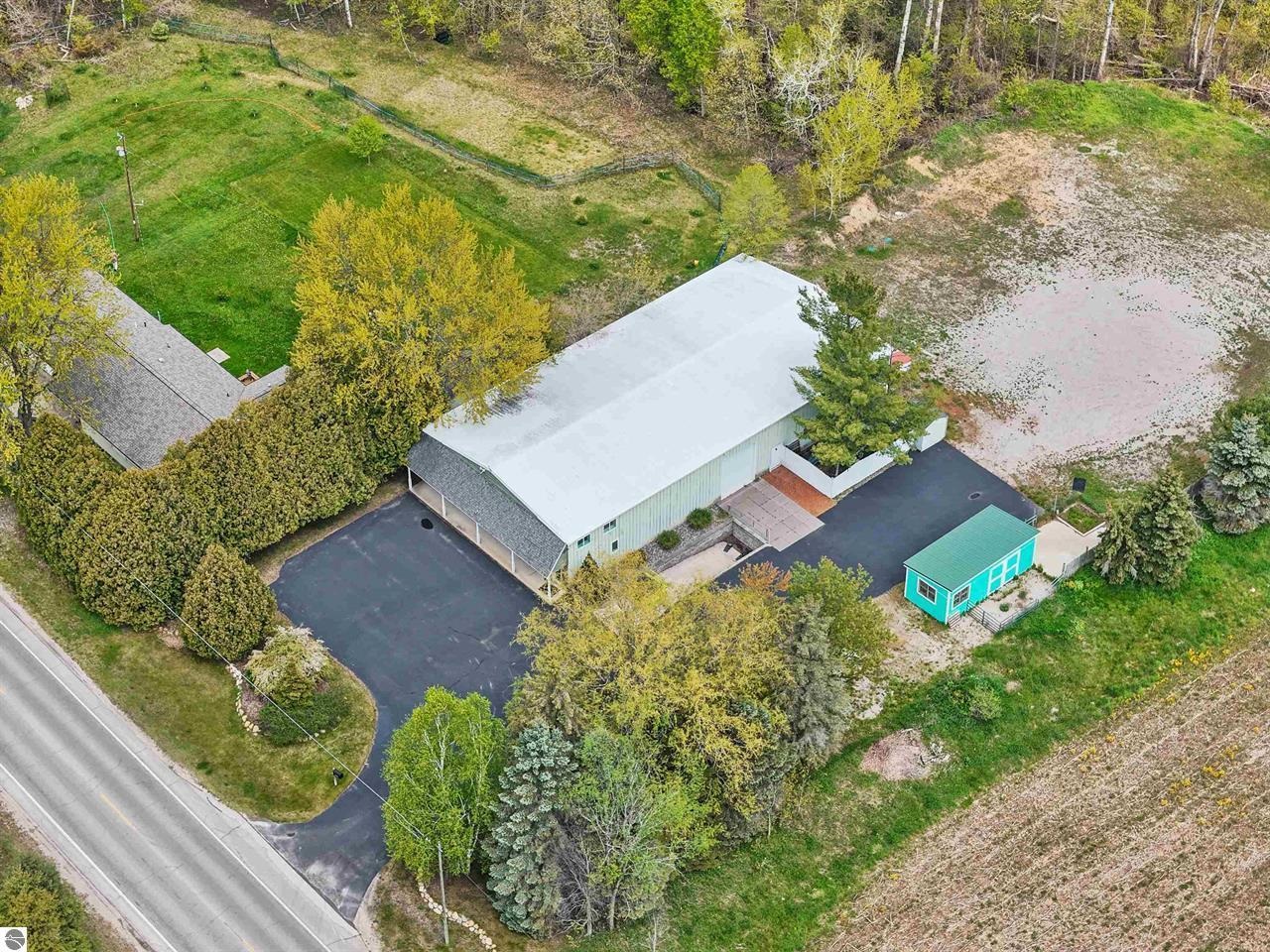 9435 Cherry Bend Road Elmwood Charter Township MI 49684