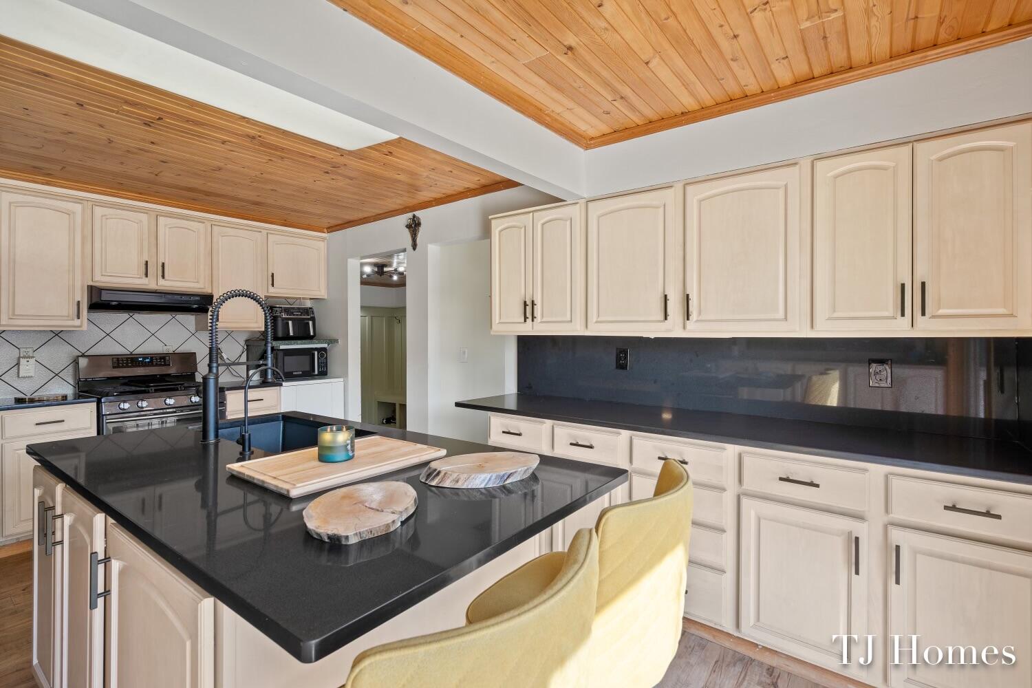 7628 Main Street Brooks Township MI 49337