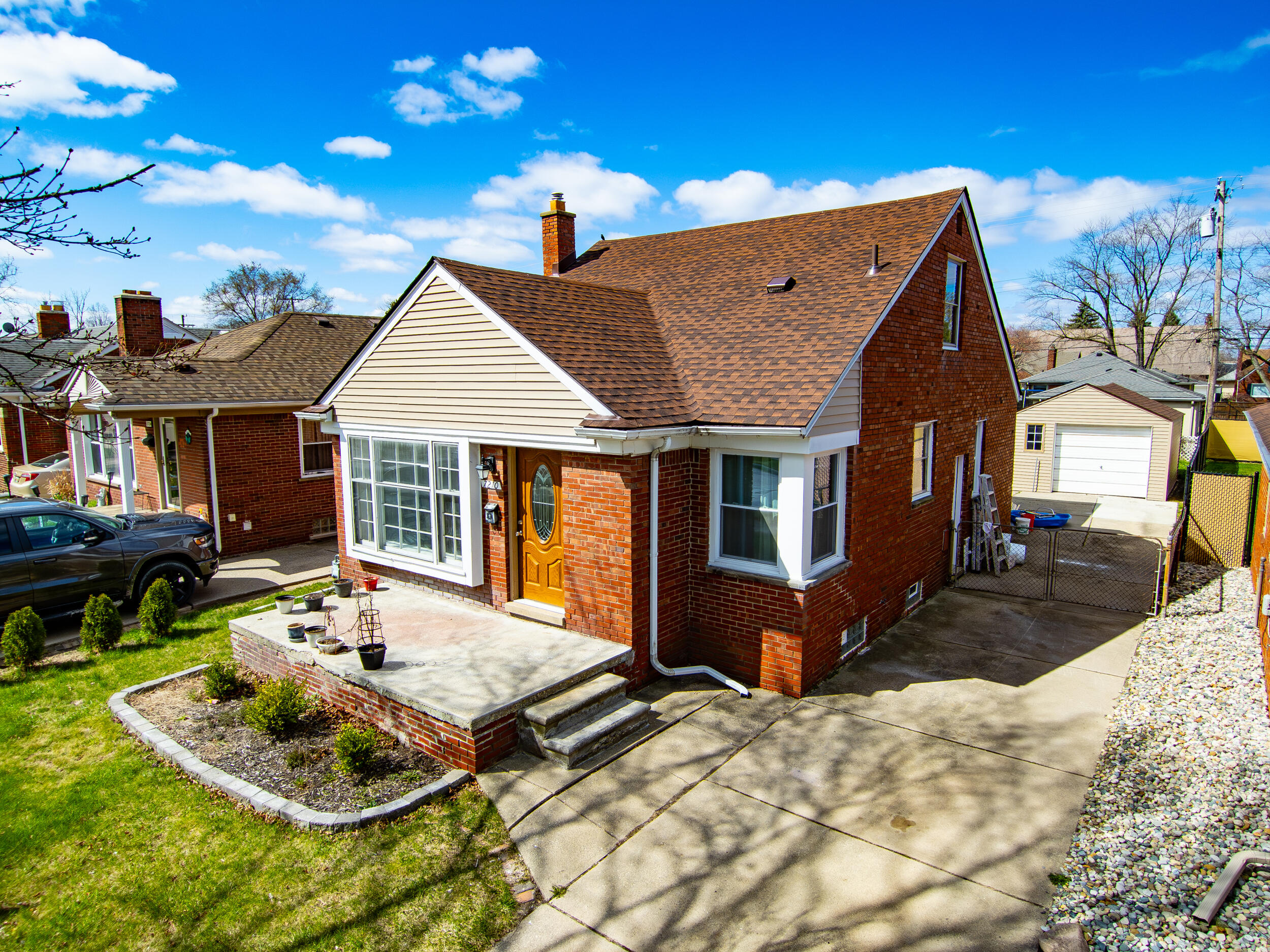 7210 Buckingham Avenue Avenue Allen Park City MI 48101