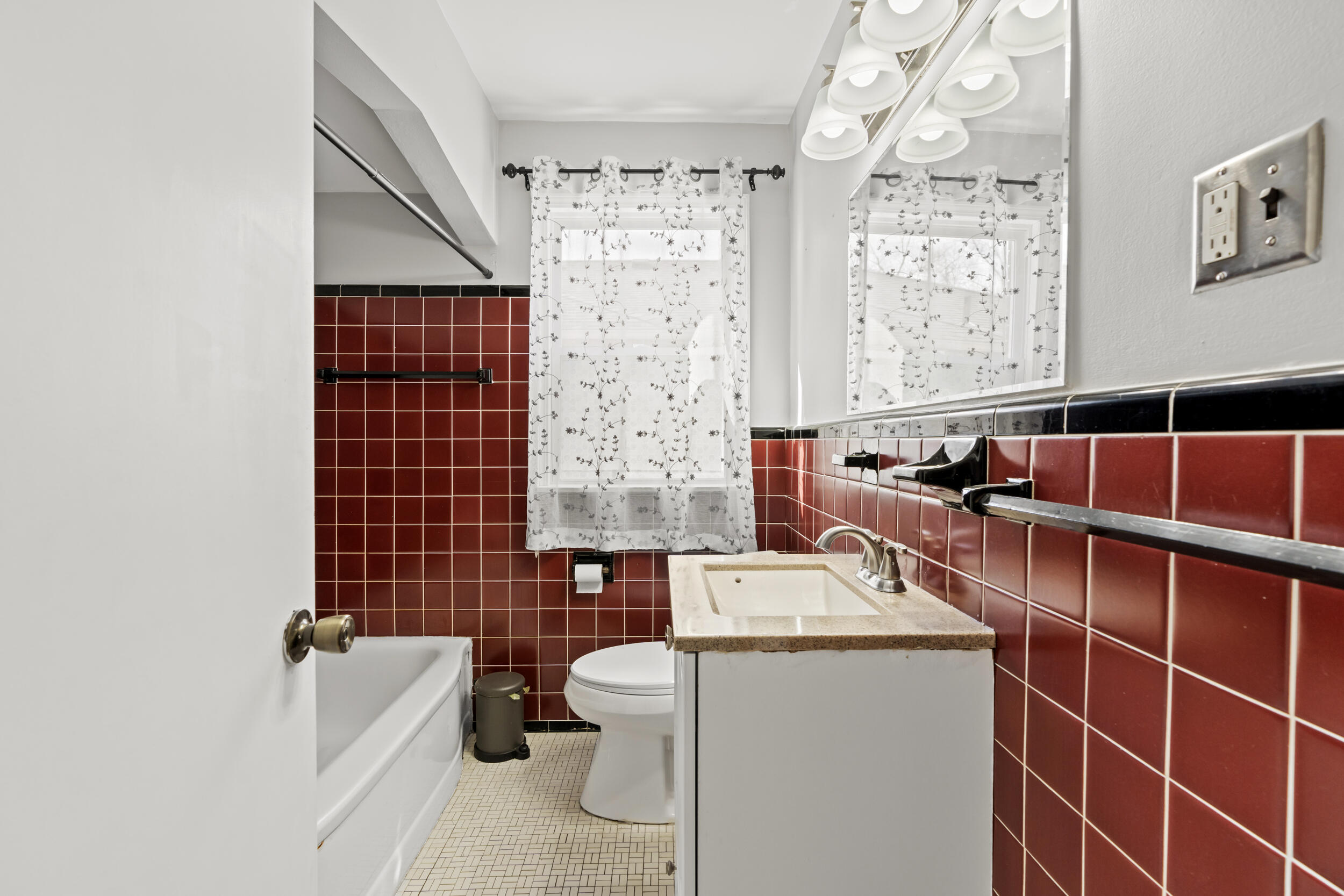 7210 Buckingham Avenue Avenue Allen Park City MI 48101