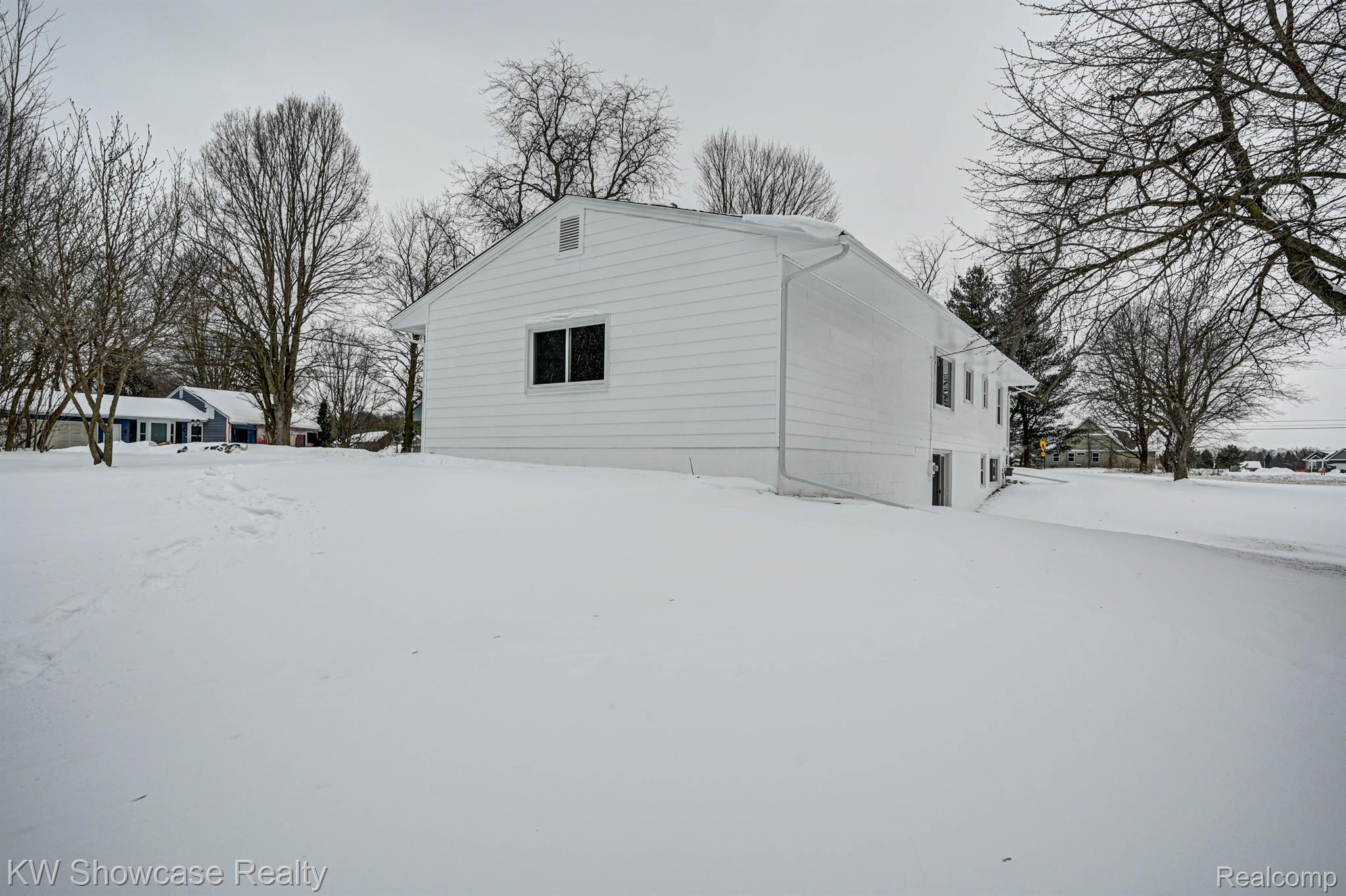 2832 Gramer Road Webberville Village MI 48892