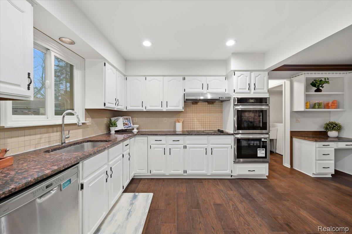 3755 Tremont Lane Ann Arbor City MI 48105