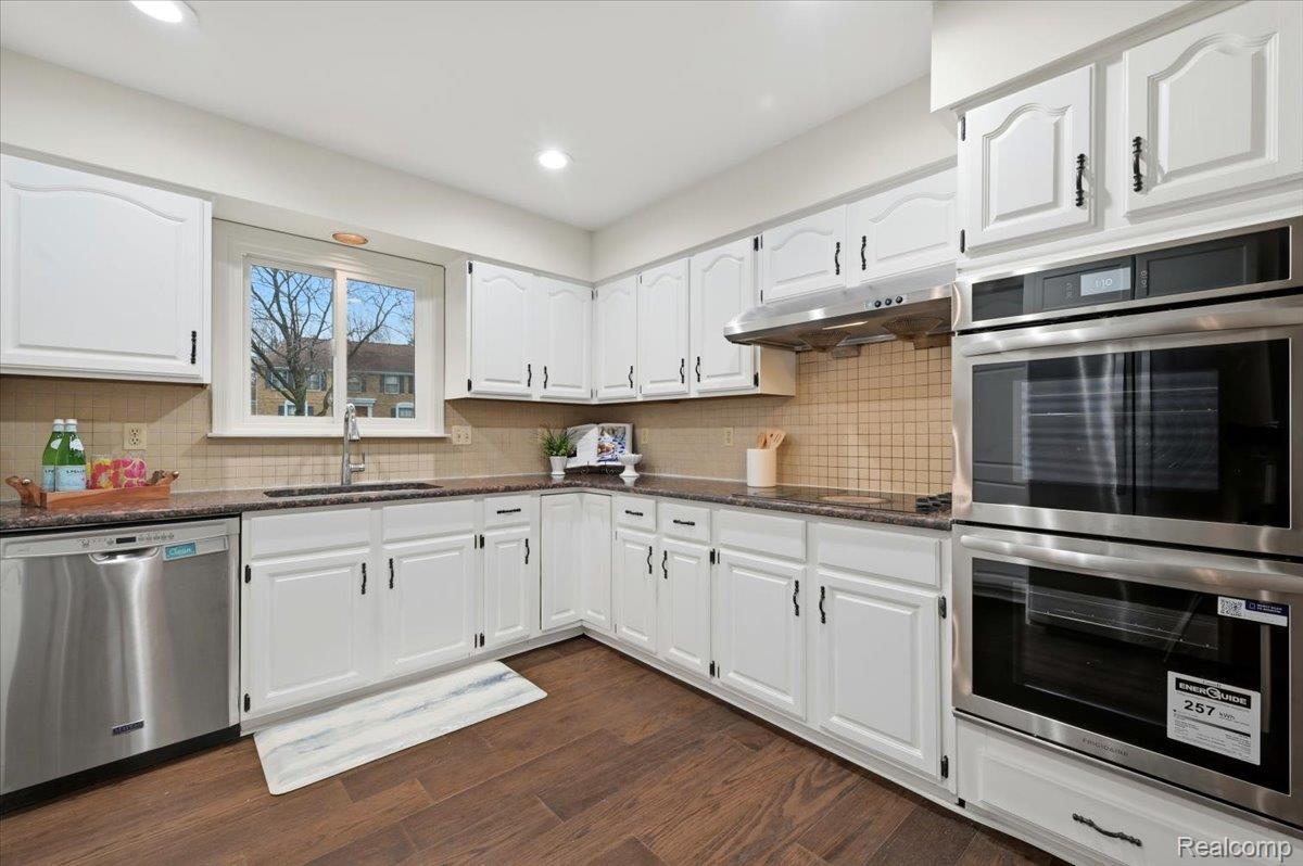 3755 Tremont Lane Ann Arbor City MI 48105