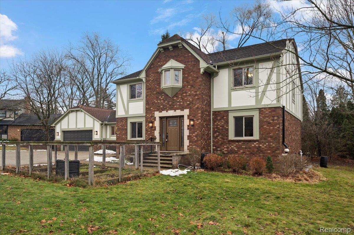 3755 Tremont Lane Ann Arbor City MI 48105