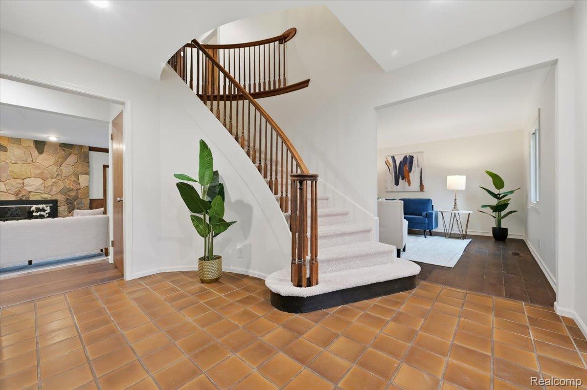 3755 Tremont Lane Ann Arbor City MI 48105