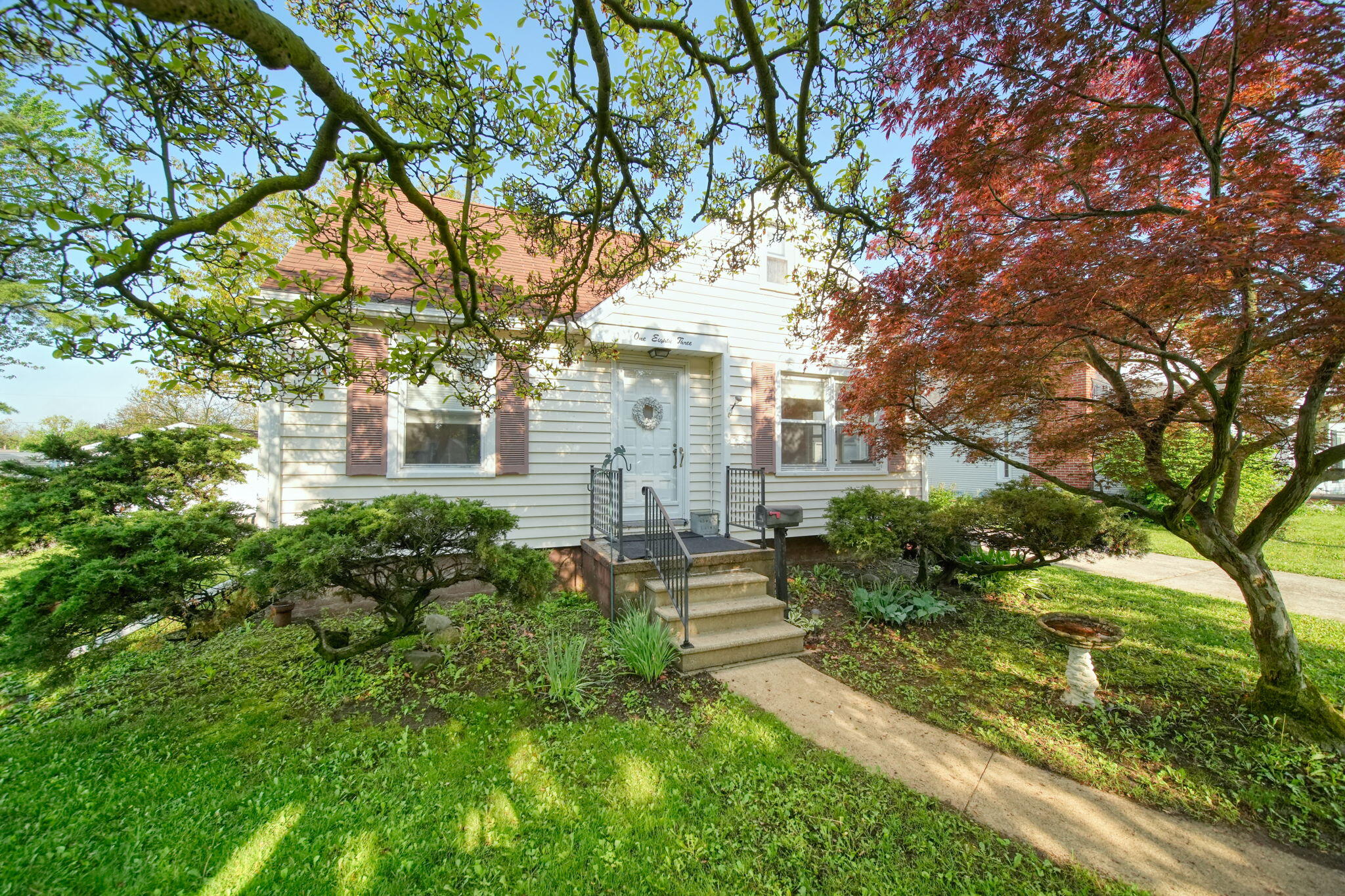 183 N Charles Street Adrian City MI 49221