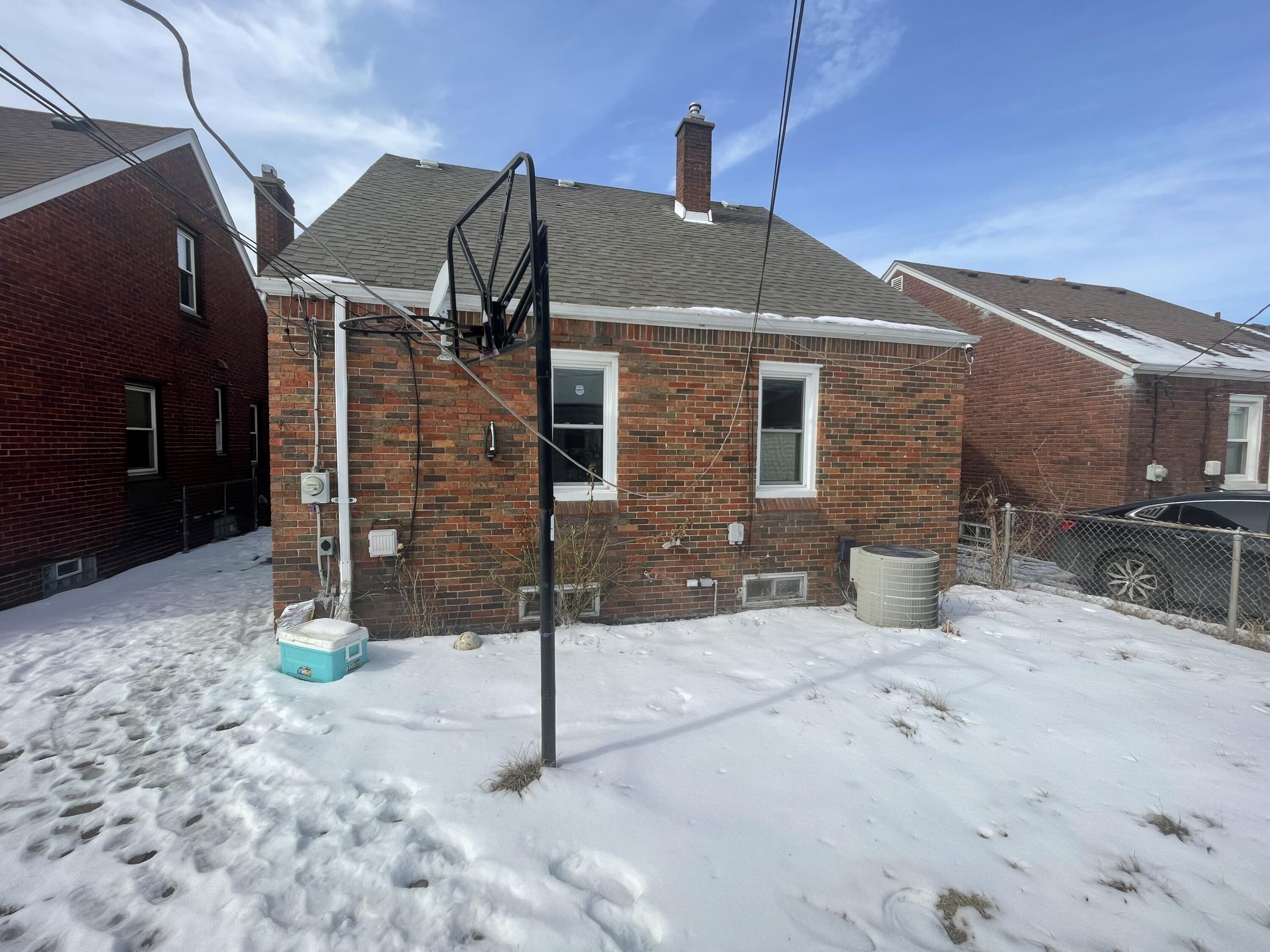 5430 Kendal Street Dearborn City MI 48126