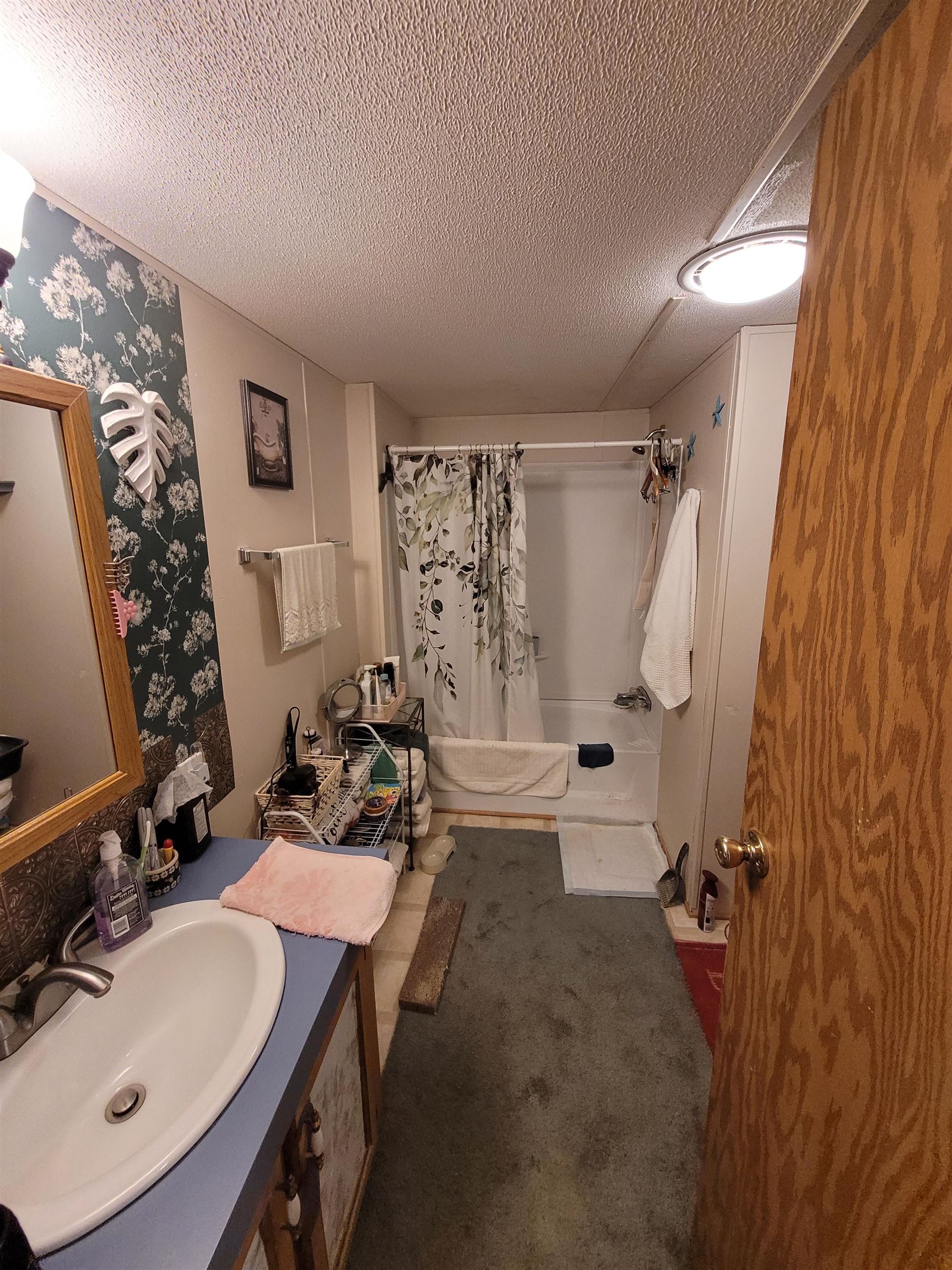 7361 Queens Court Alma City MI 48801