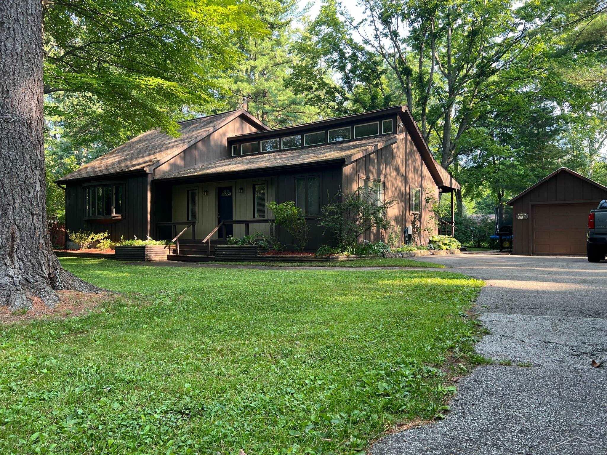 634 W Donald Street Jerome Township MI 48657
