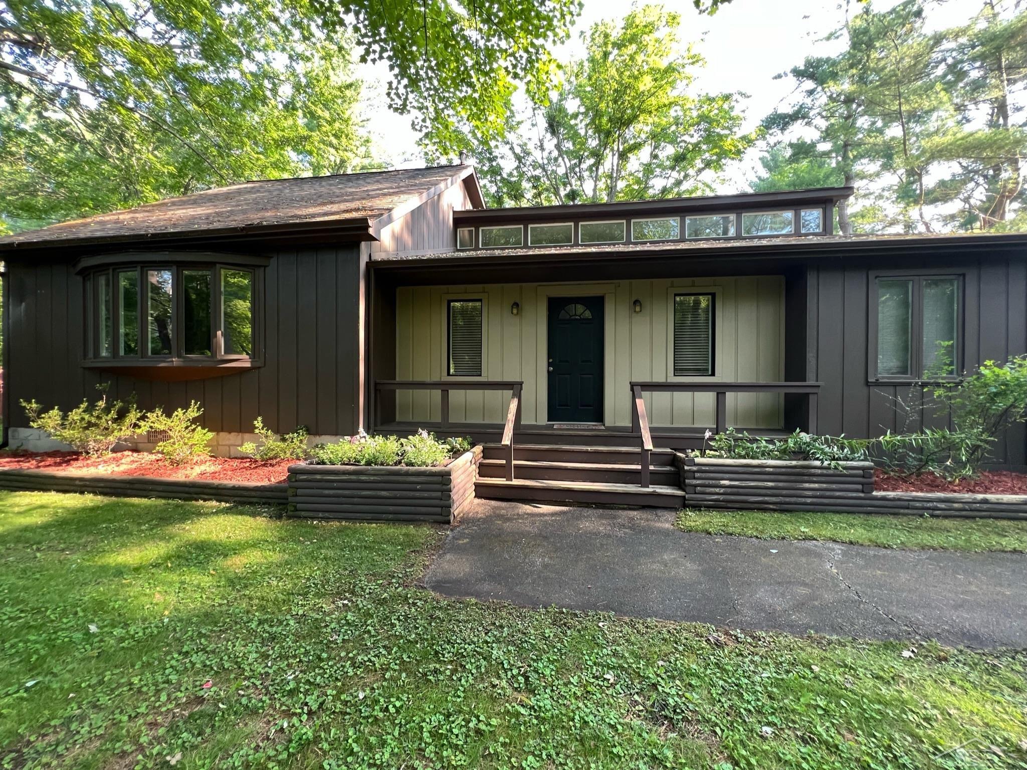 634 W Donald Street Jerome Township MI 48657