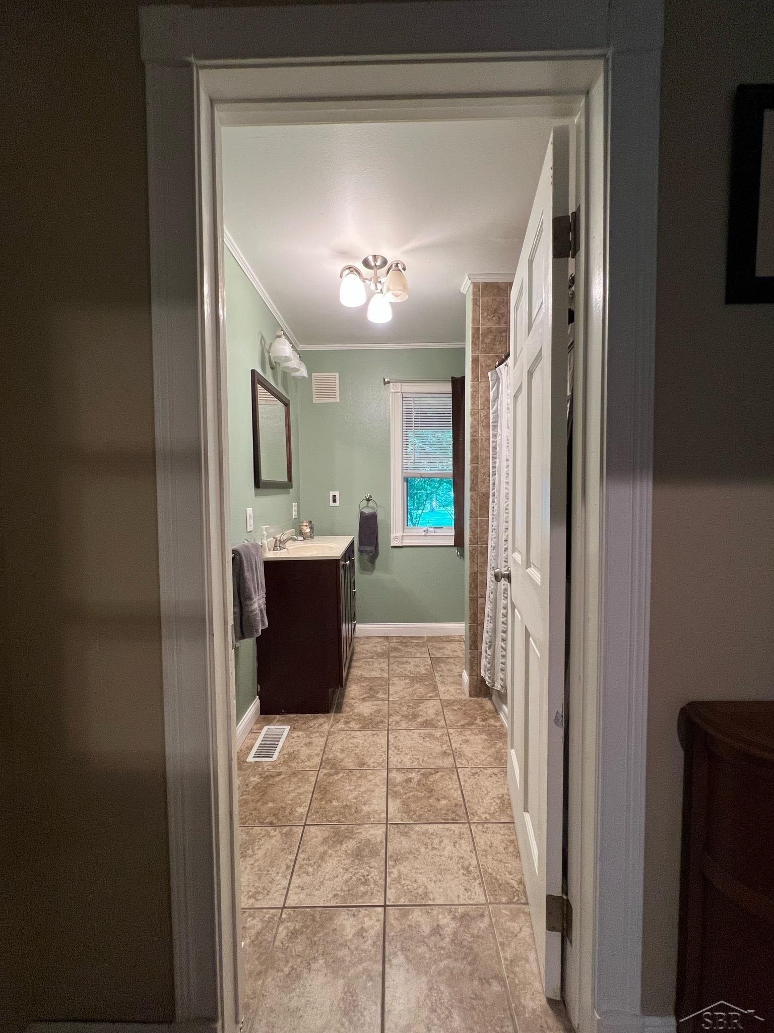 634 W Donald Street Jerome Township MI 48657
