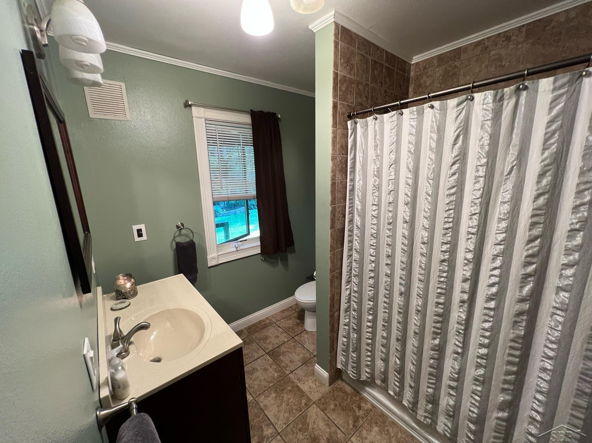 634 W Donald Street Jerome Township MI 48657
