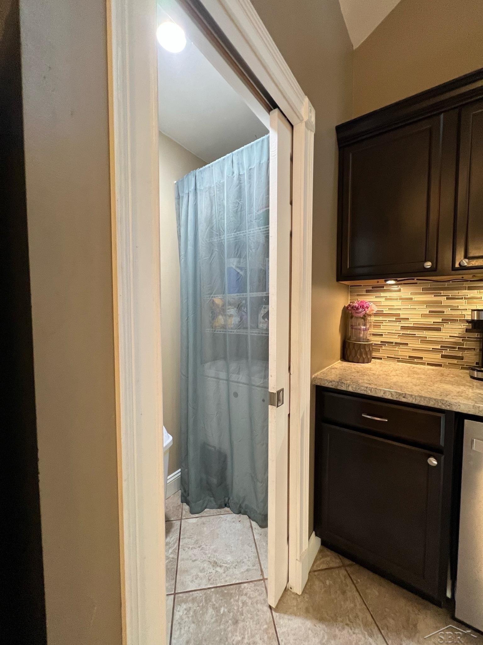 634 W Donald Street Jerome Township MI 48657
