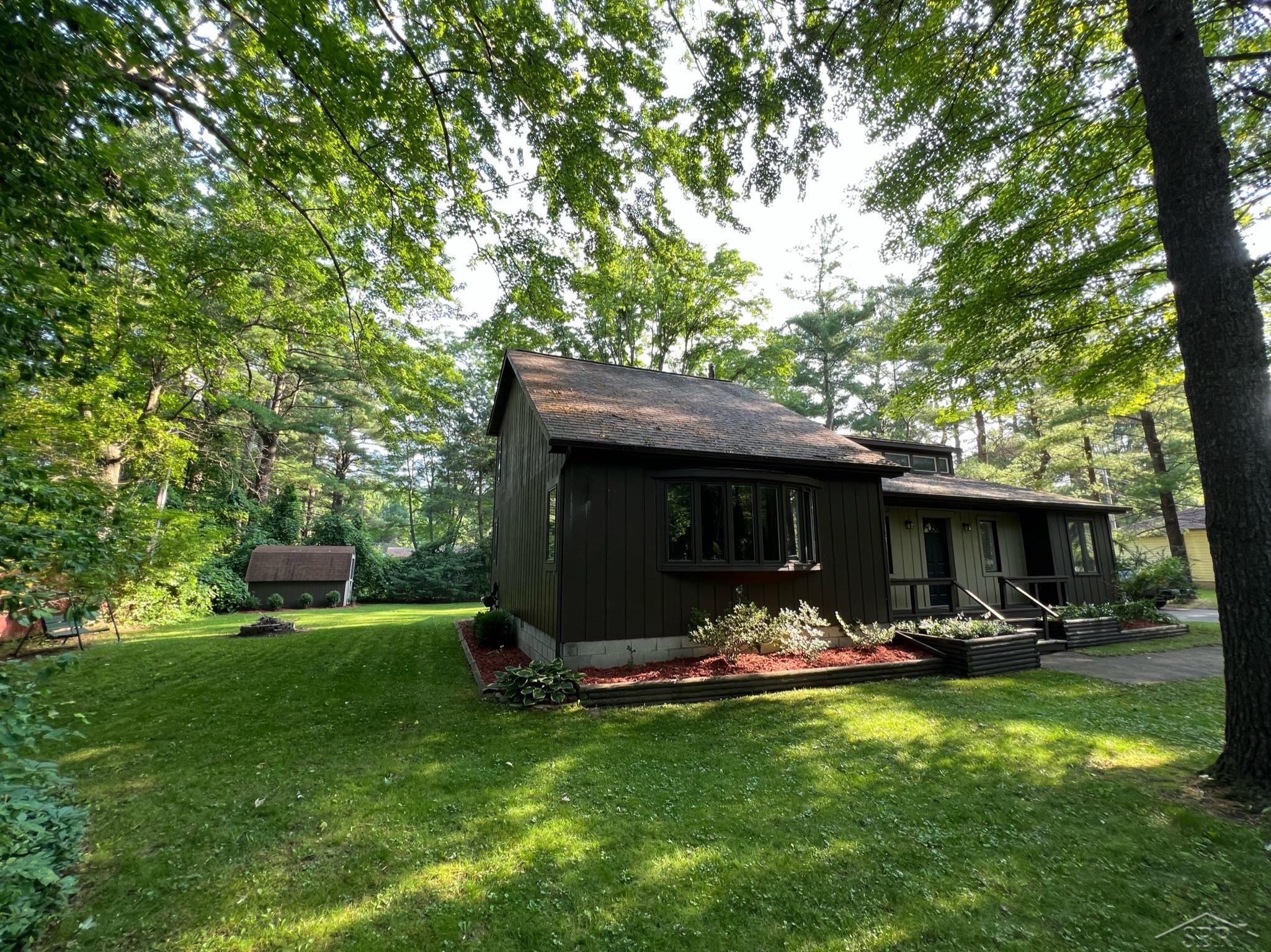 634 W Donald Street Jerome Township MI 48657