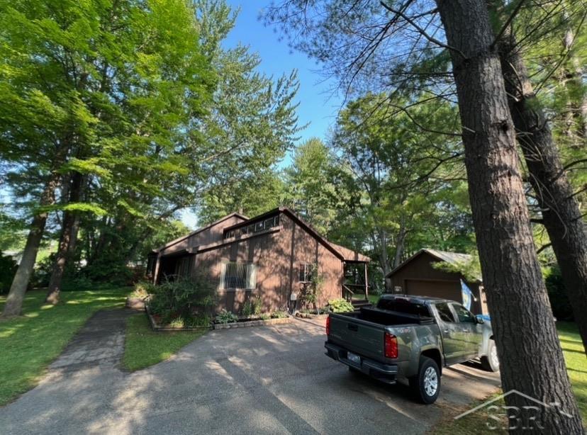 634 W Donald Street Jerome Township MI 48657