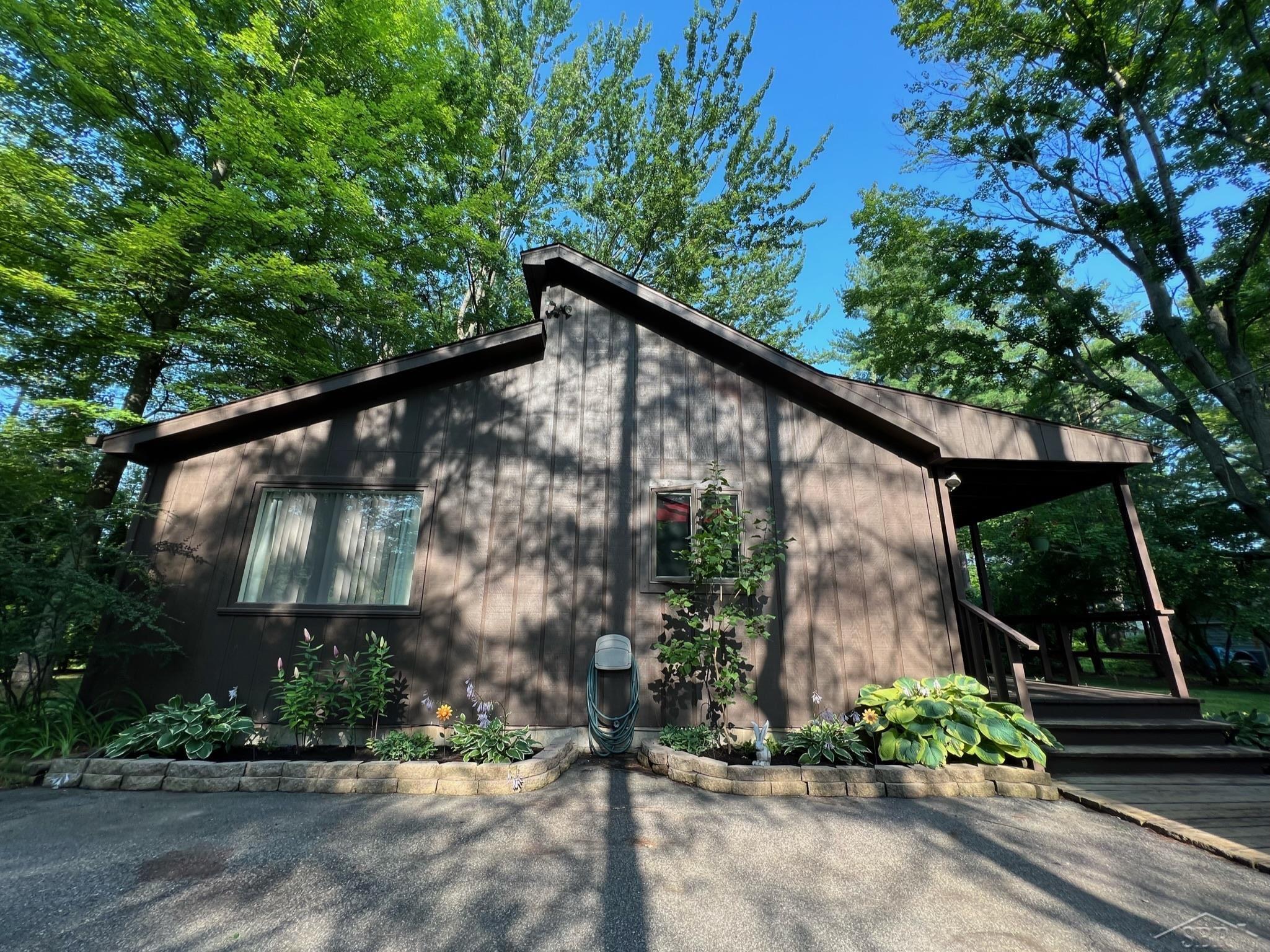634 W Donald Street Jerome Township MI 48657
