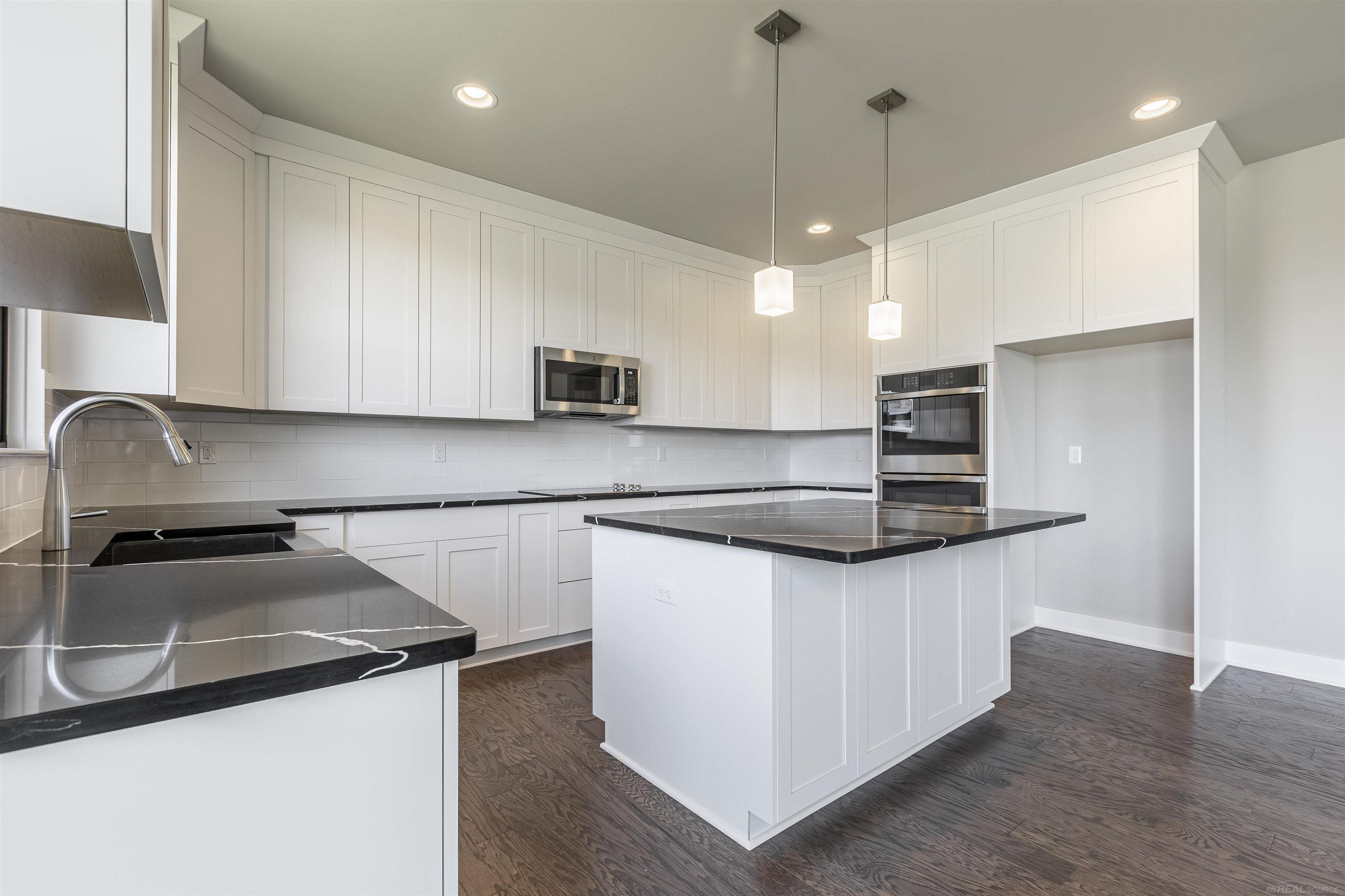 17349 Stallman Drive Macomb Township MI 48042