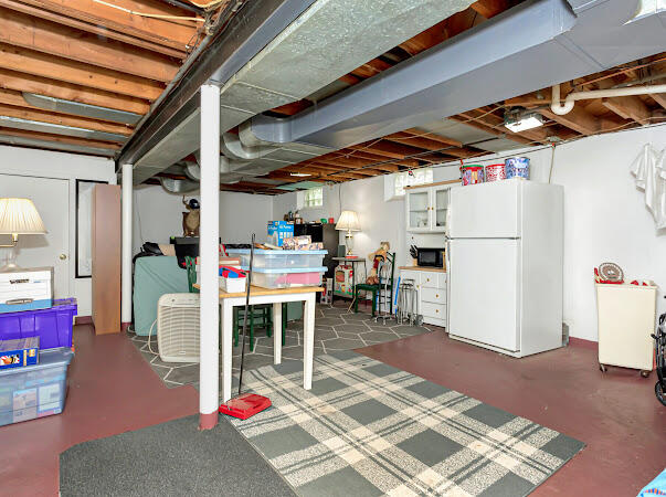 23165 Church Street Oak Park City MI 48237