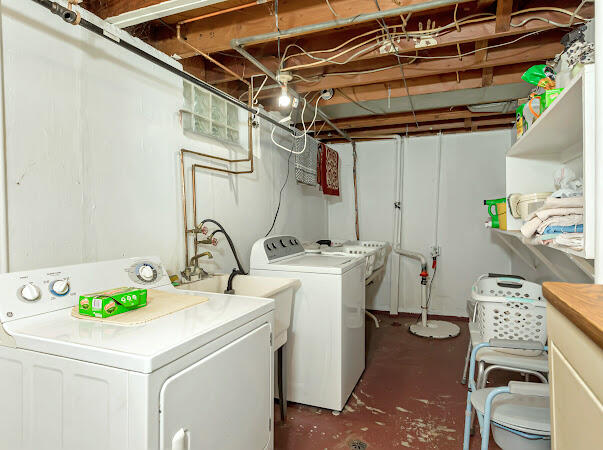 23165 Church Street Oak Park City MI 48237