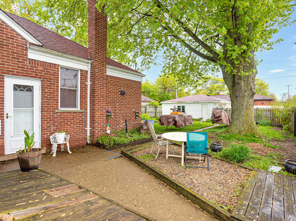 23165 Church Street Oak Park City MI 48237