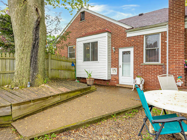 23165 Church Street Oak Park City MI 48237