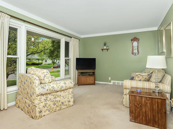 23165 Church Street Oak Park City MI 48237