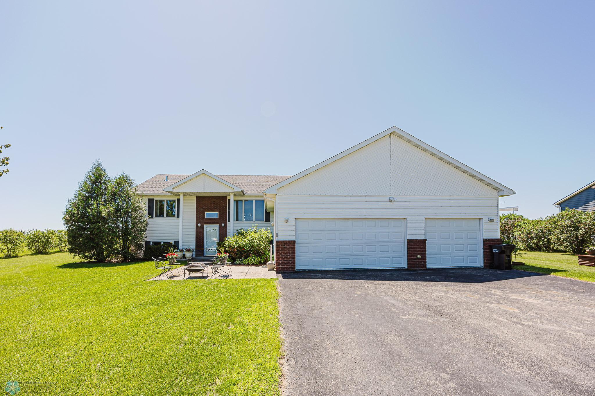 17123 Lakeview Lane Audubon MN 56511