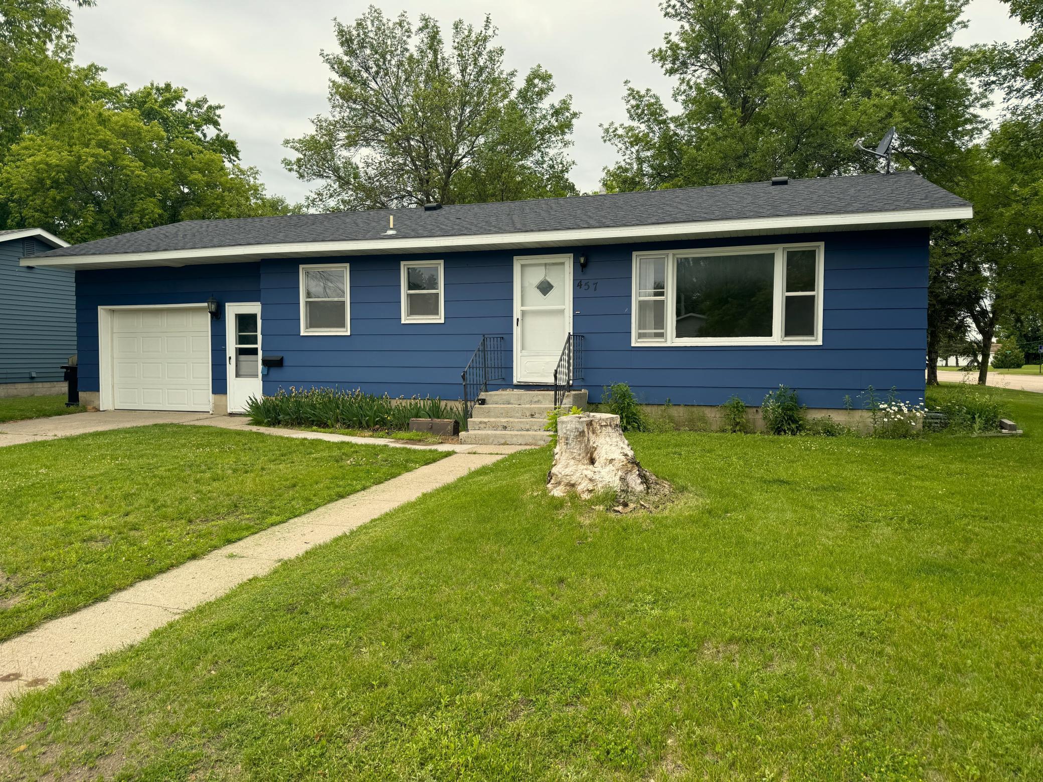 457 3rd Avenue NW Perham MN 56573