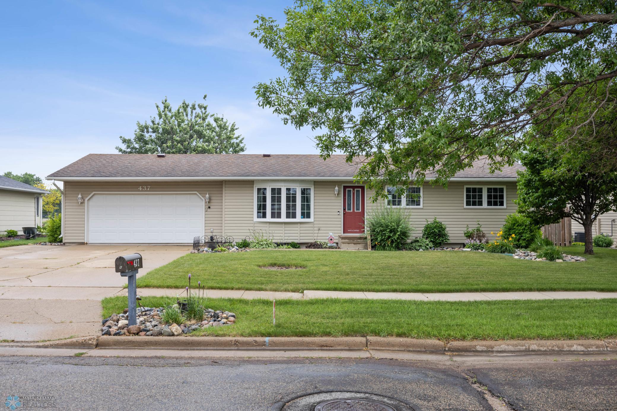 437 10th Avenue E West Fargo ND 58078
