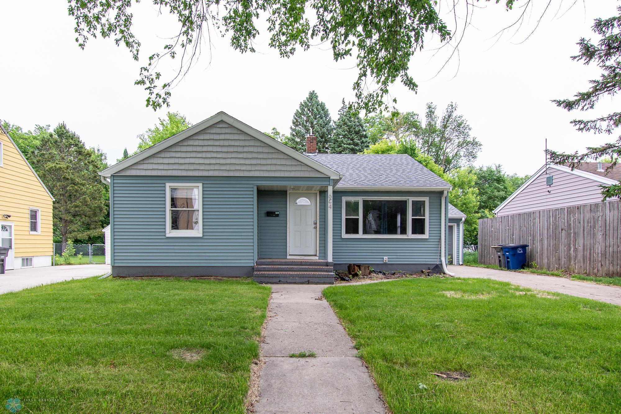 634 11th Street N Moorhead MN 56560