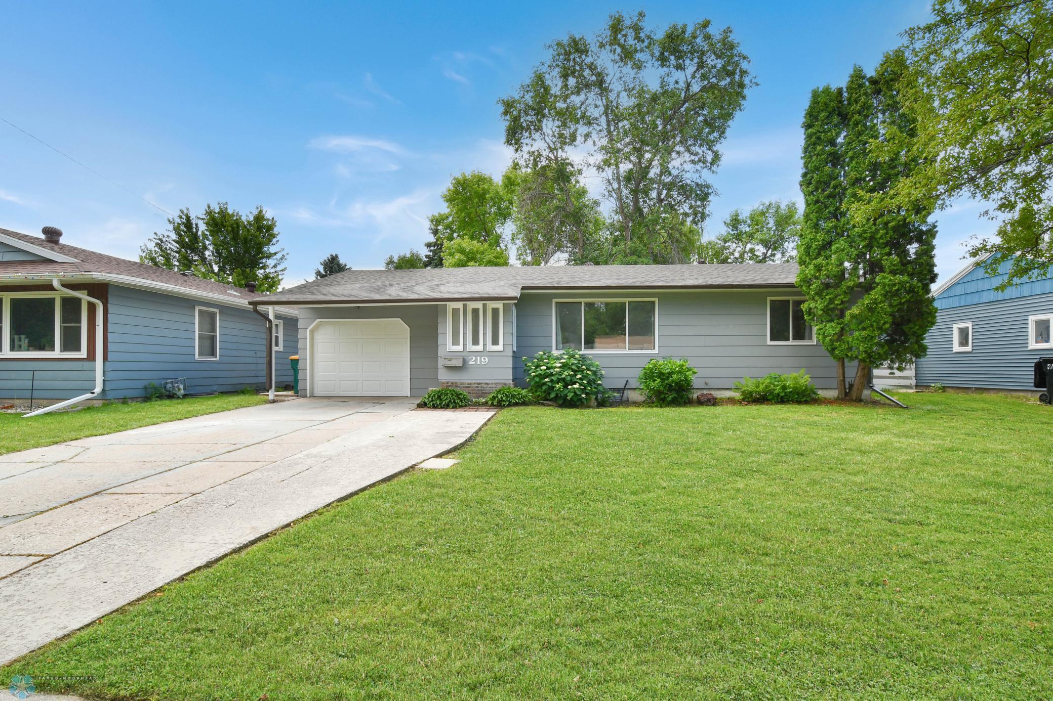 219 10th Avenue E West Fargo ND 58078