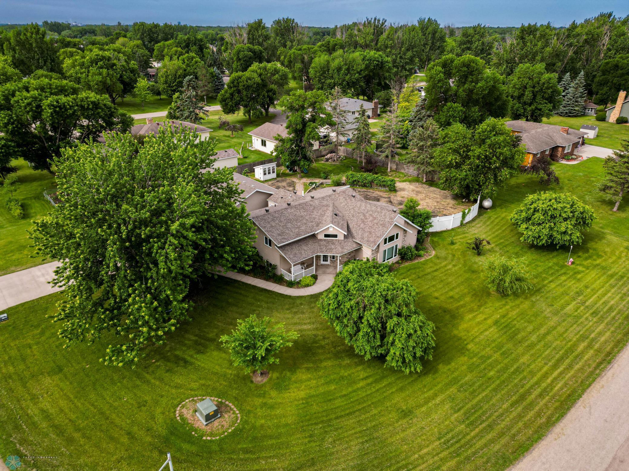 1909 56th Avenue N Moorhead MN 56560