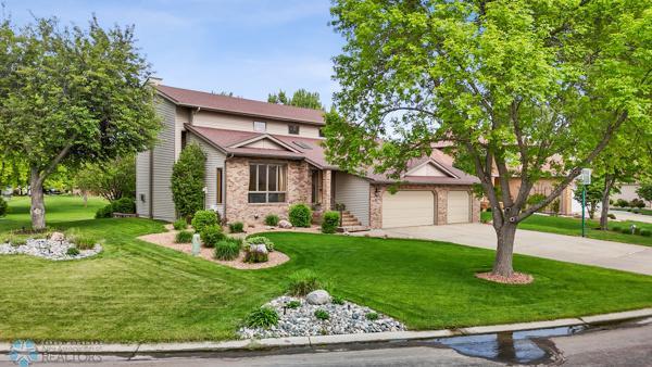 2856 28th Avenue S Fargo ND 58103