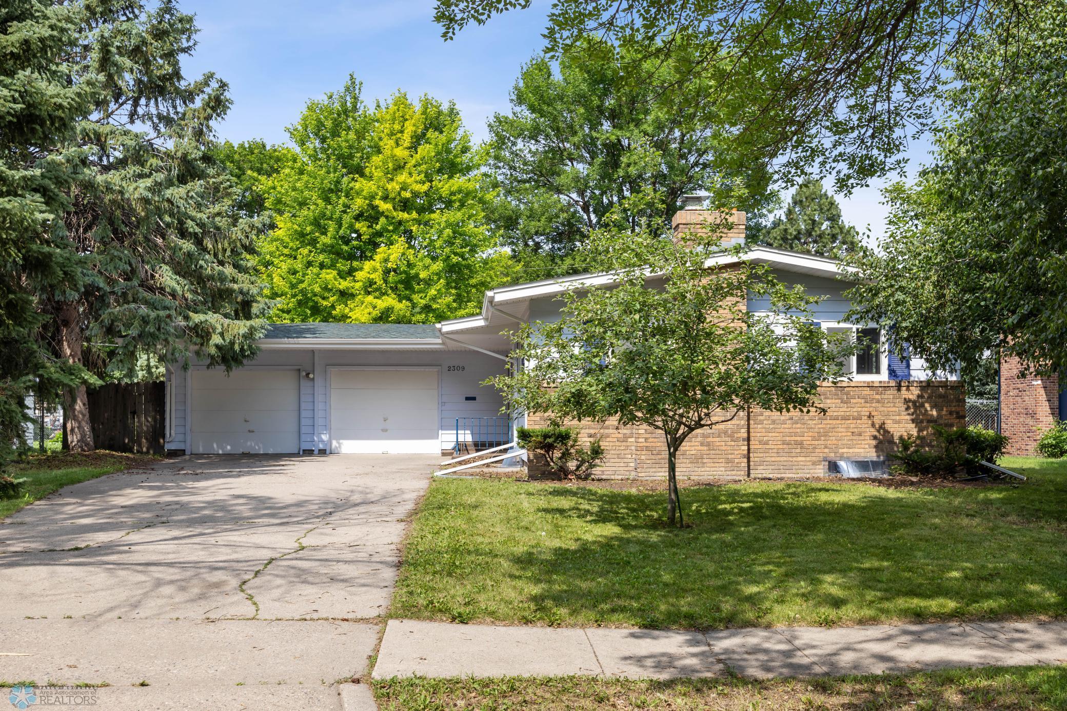 2309 9th Street S Fargo ND 58103