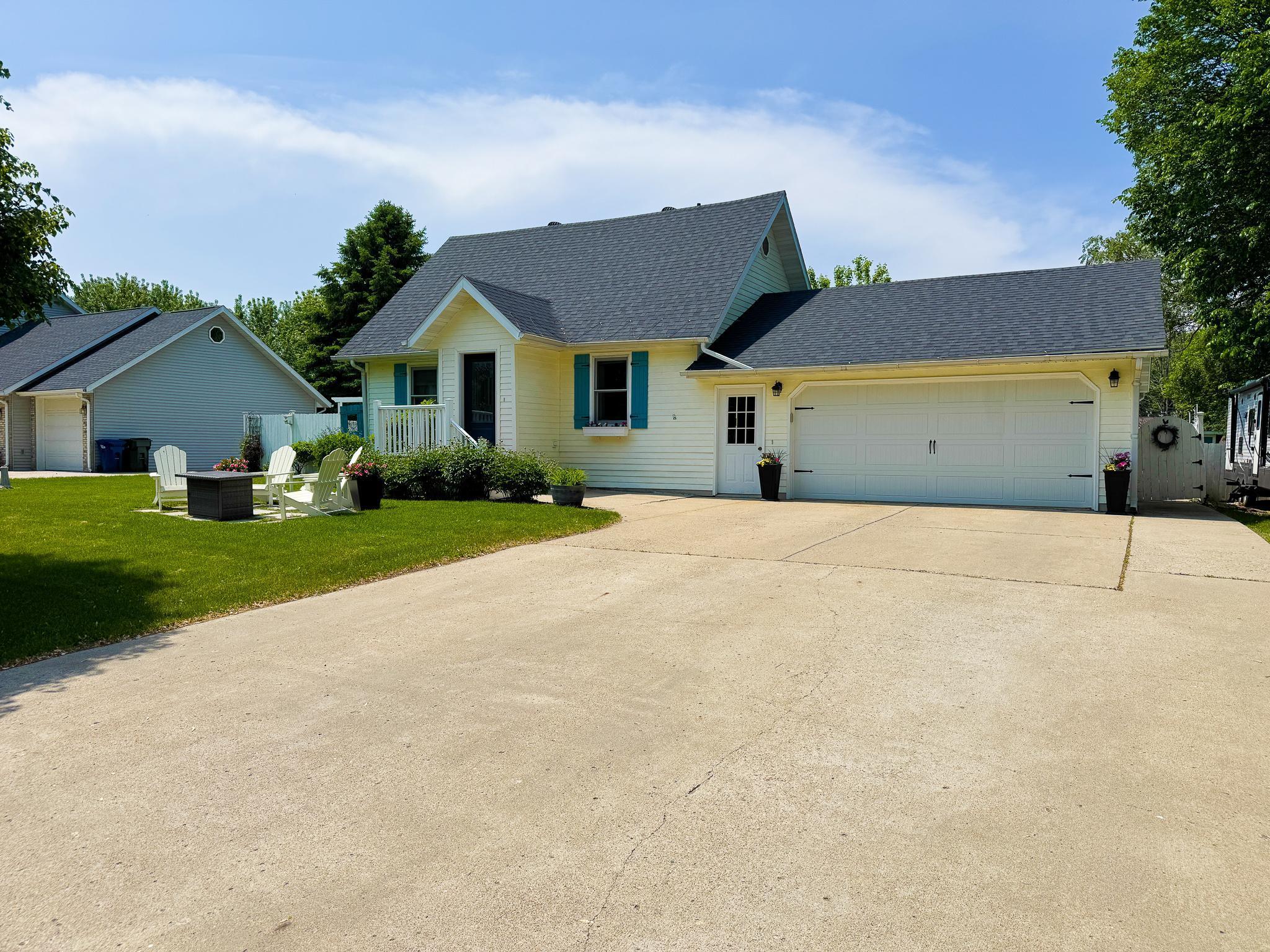 906 S Martin Street Fergus Falls MN 56537