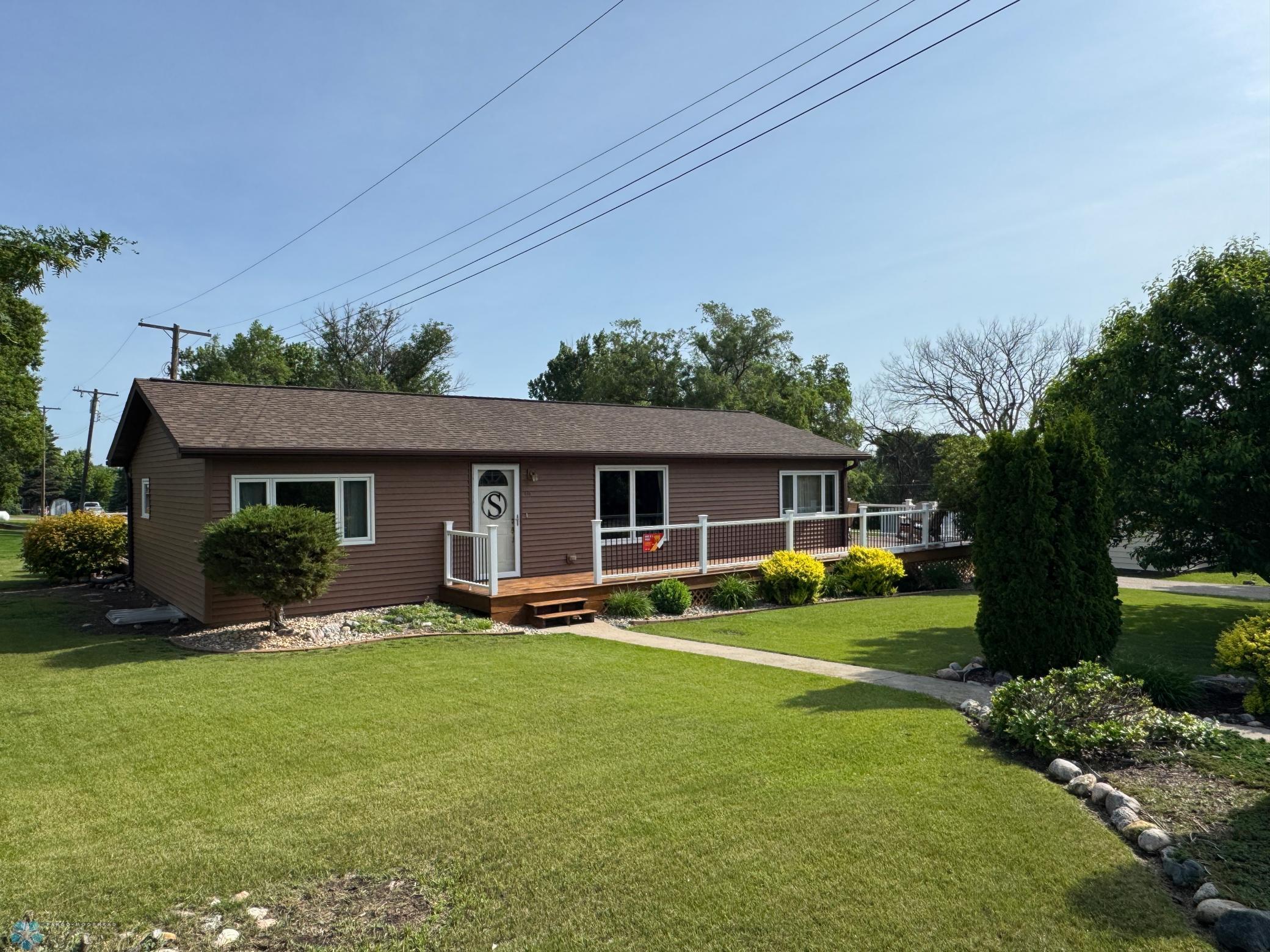 418 4th Avenue W Lisbon ND 58054