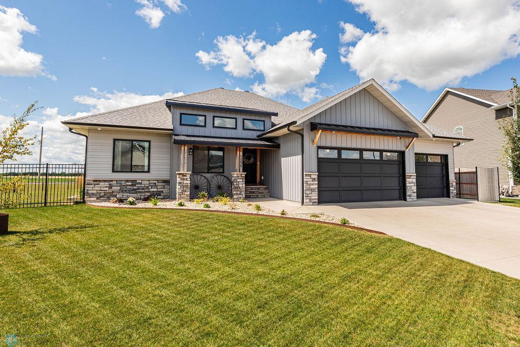 1596 75th Avenue S Fargo ND 58104