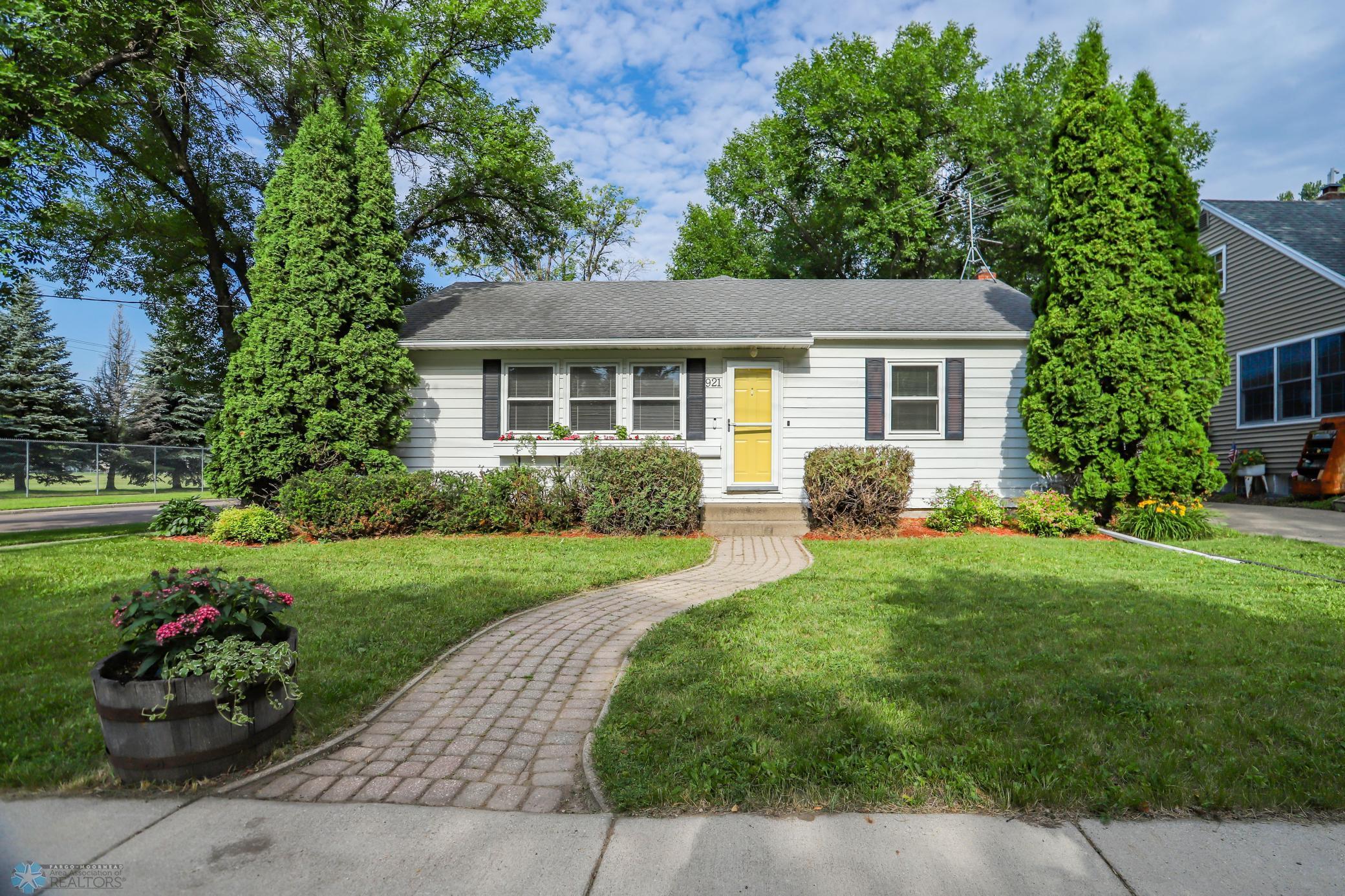 921 16th Street S Fargo ND 58103