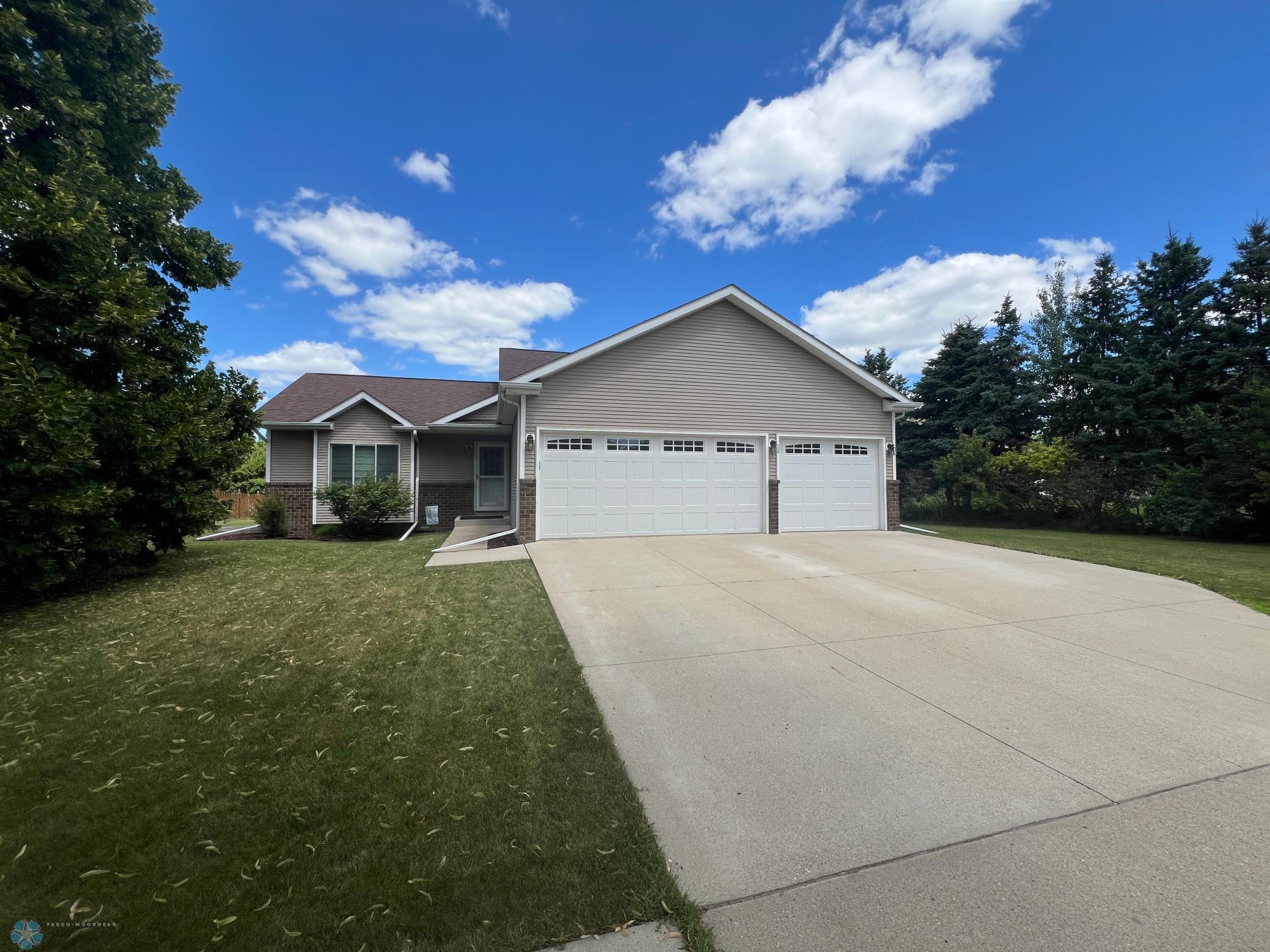 1114 Sommerset Drive West Fargo ND 58078