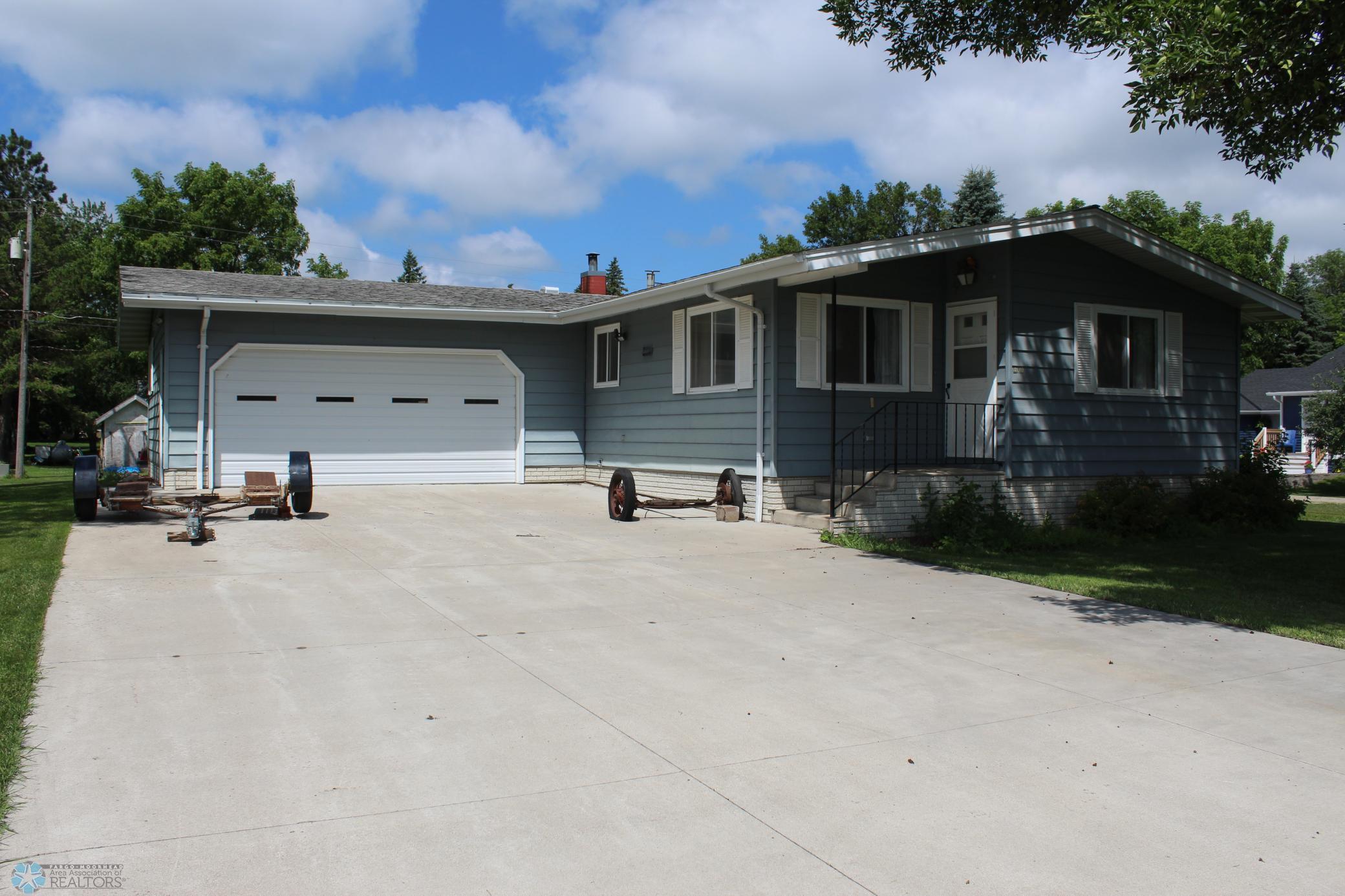 400 4th Street S Fairmount ND 58030