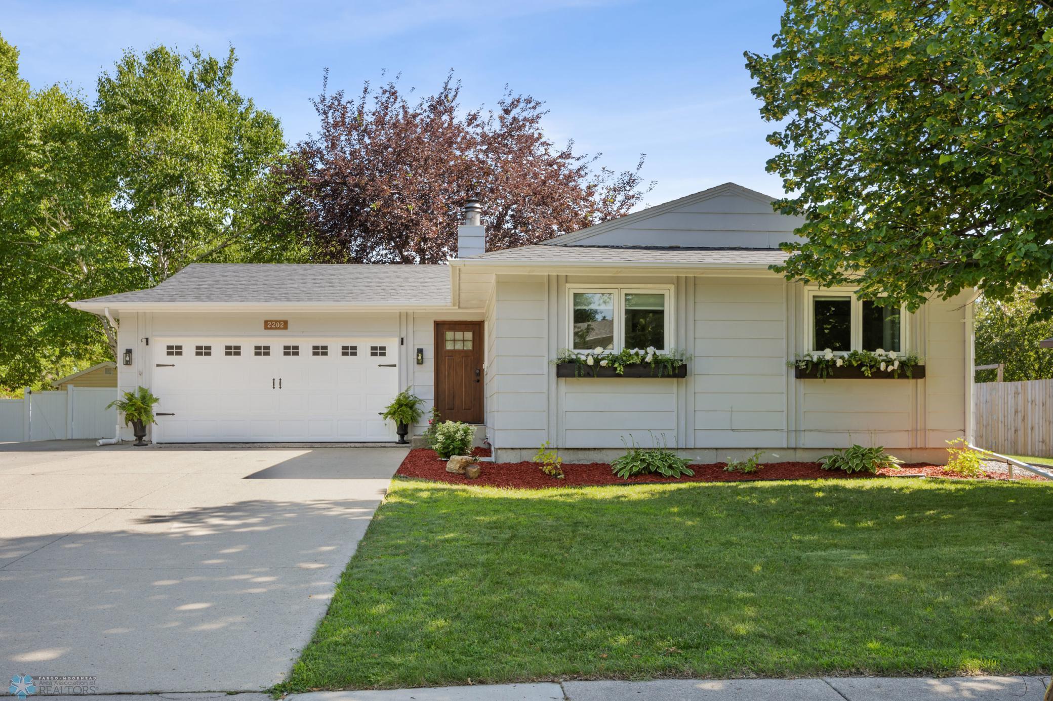 2202 25th Avenue S Fargo ND 58103