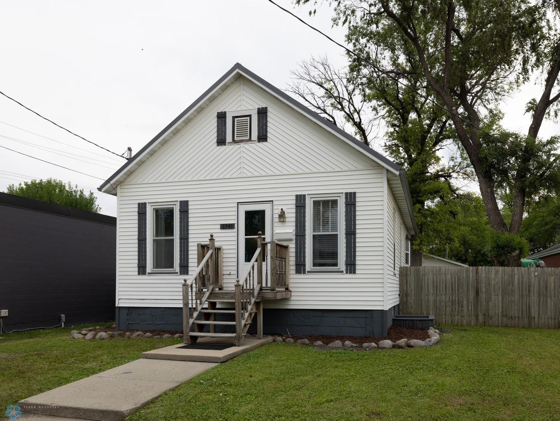 1341 3rd Avenue N Fargo ND 58102