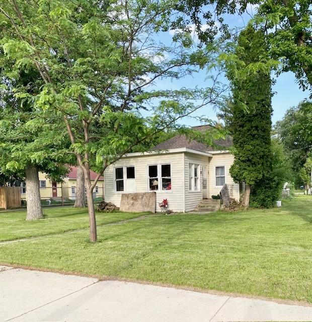 126 Tousley Avenue N New York Mills MN 56567
