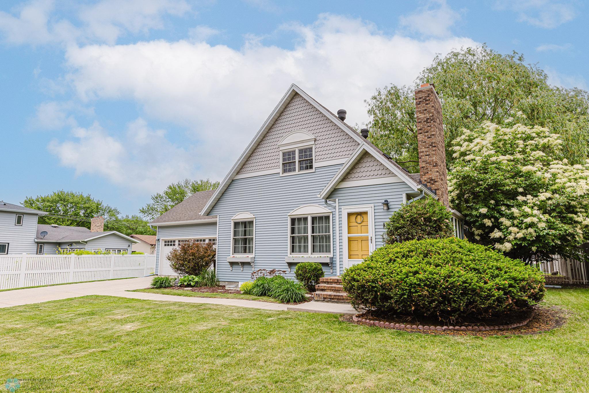 3113 Bohnet Boulevard N Fargo ND 58102