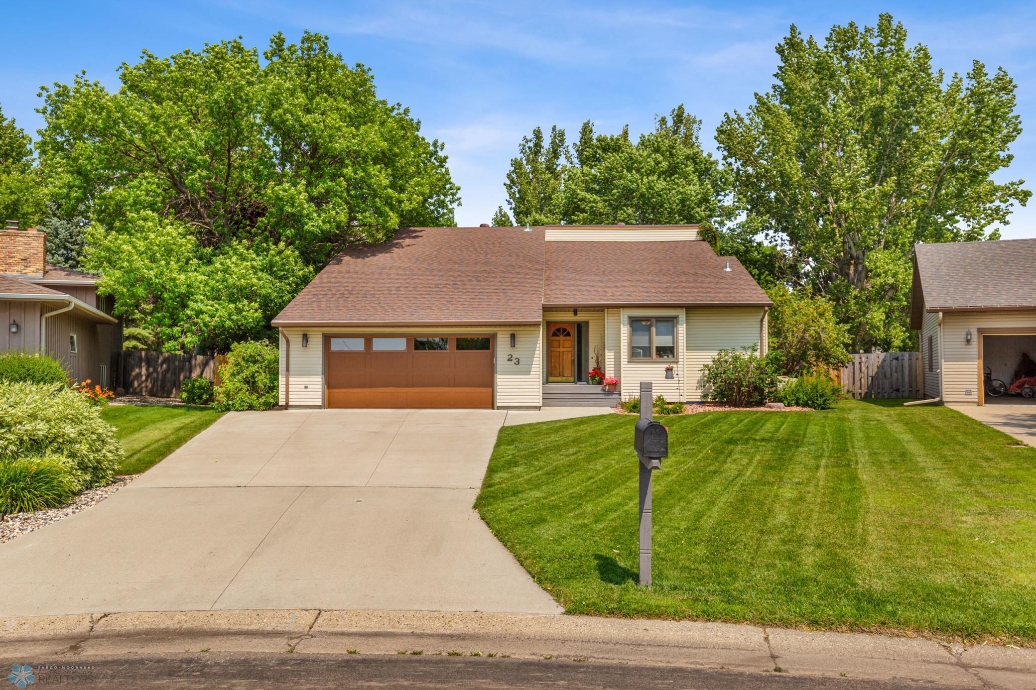 23 Prairiewood Drive S Fargo ND 58103